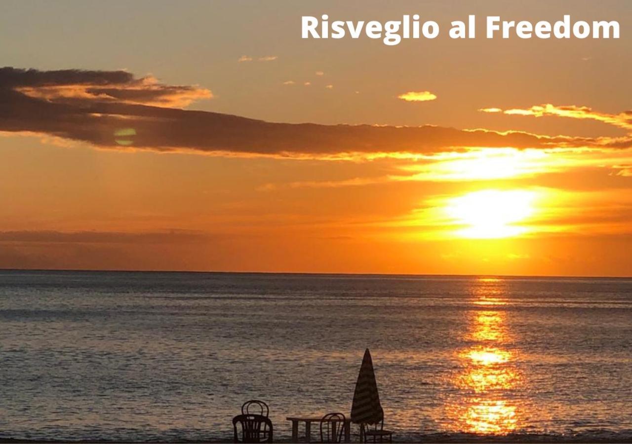 Freedom Village Soverato Marina Dış mekan fotoğraf