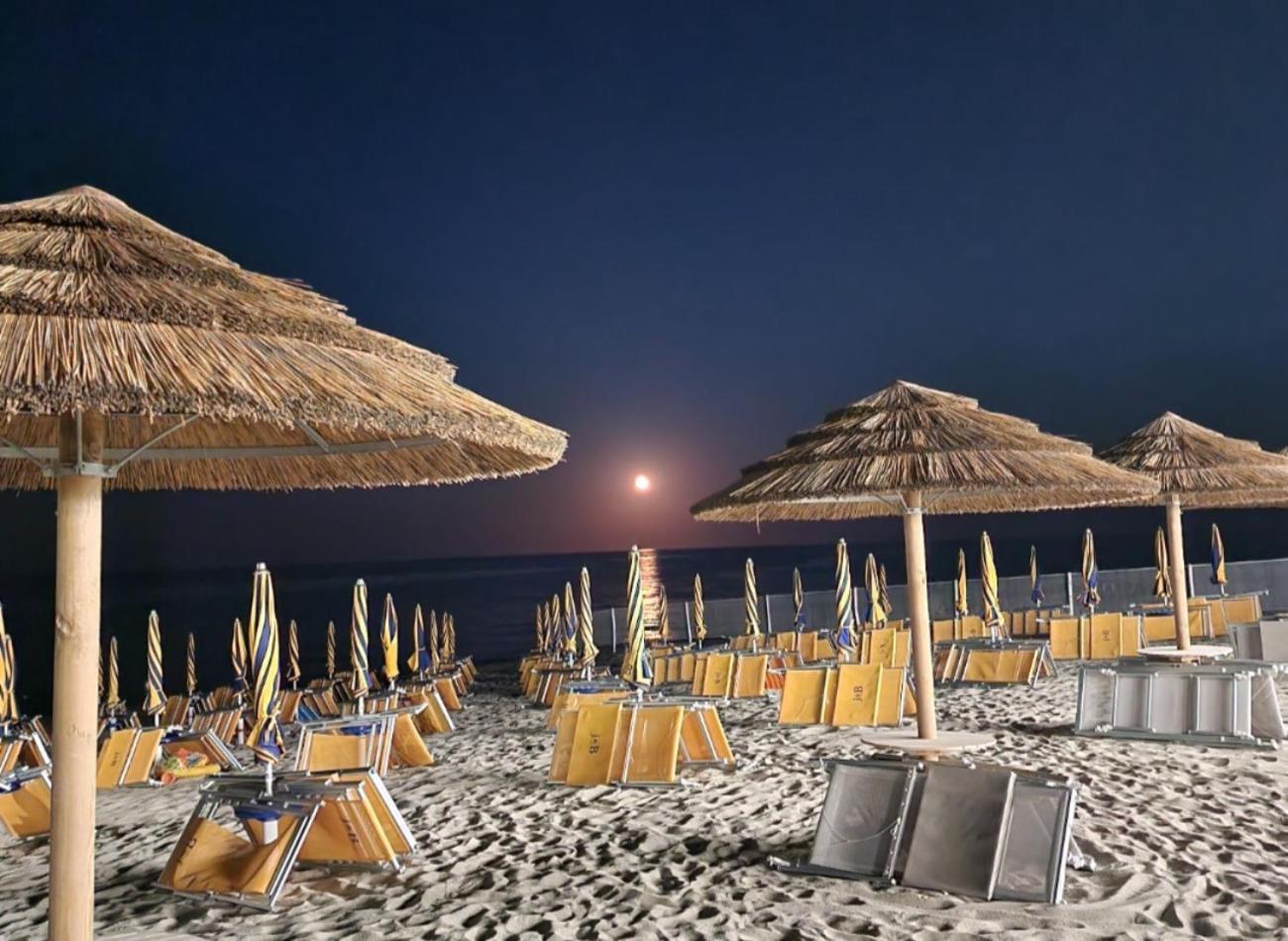 Freedom Village Soverato Marina Dış mekan fotoğraf